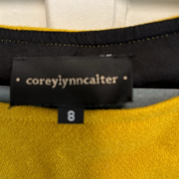 Corey Lynn Carter yellow gold Shift Dress size 2/4 XS S - Picture 4 of 5